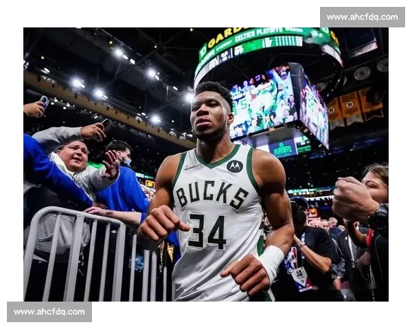 火箭 5 年 1.2 亿锁定字母哥！斯通 失言 引爆交易市场，雄鹿铁心重建？