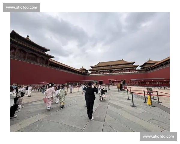 故宫特展排队超 10 小时？国宝热度下的 “守护” 与两难